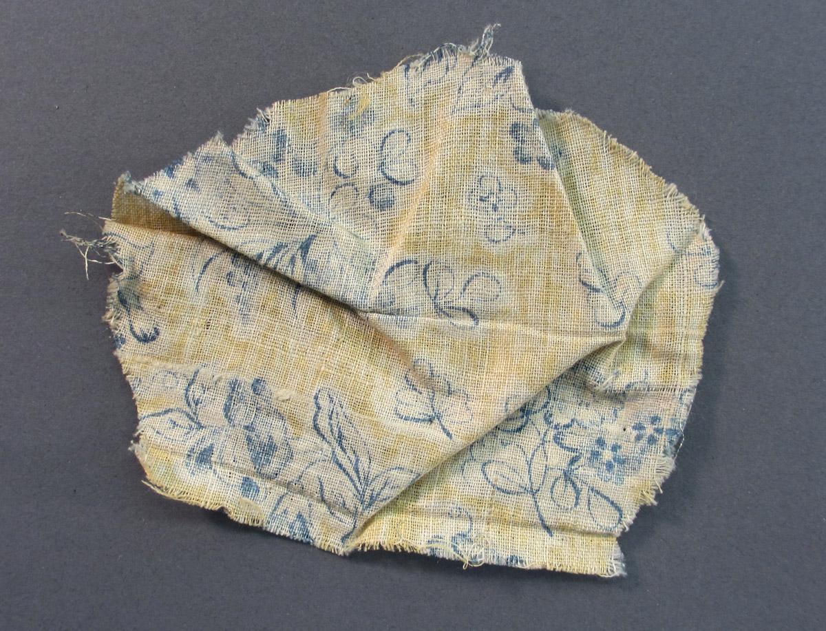 1969.5782.004 Textile, printed reverse