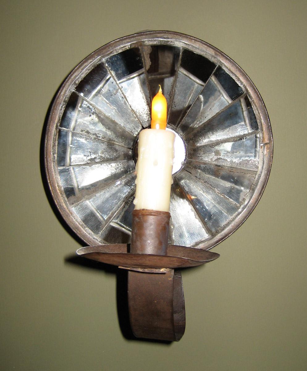 1958.2989 Sconce