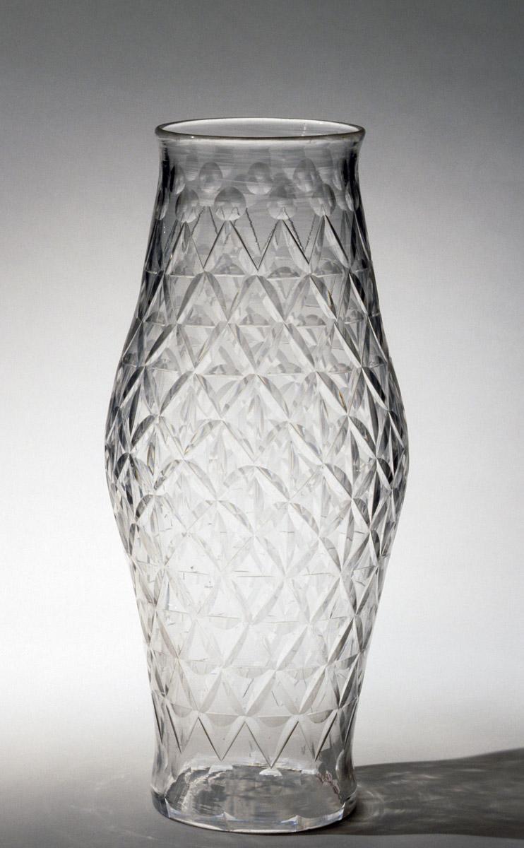 1953.0070 A Glass shade