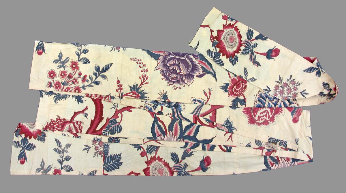 1969.7817.015 textile, printed obverse