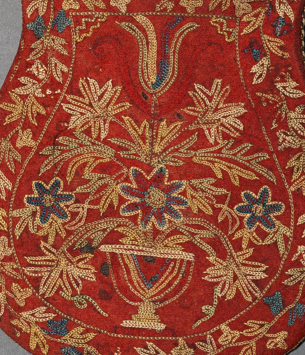 1958.3019 Purse, Backside Detail