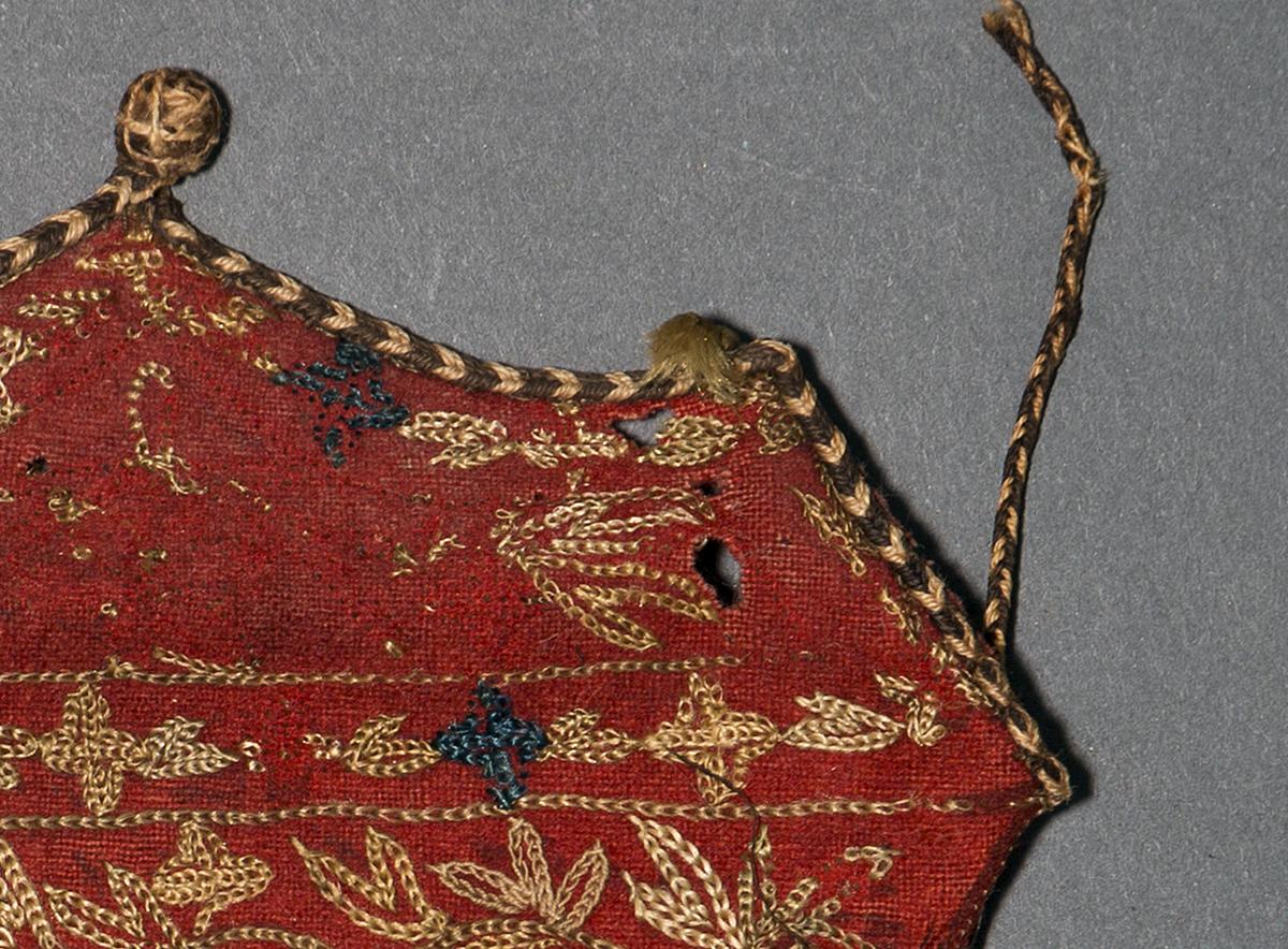 1958.3019 Purse, Backside Detail 5