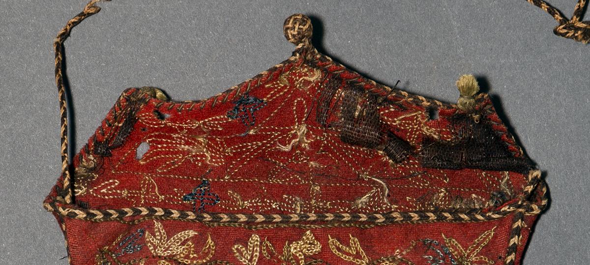 1958.3019 Purse, Inside Detail