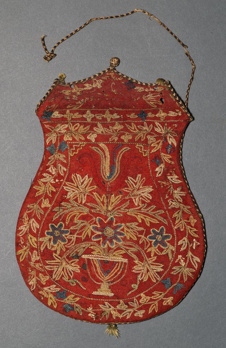 1958.3019 Purse, Backside