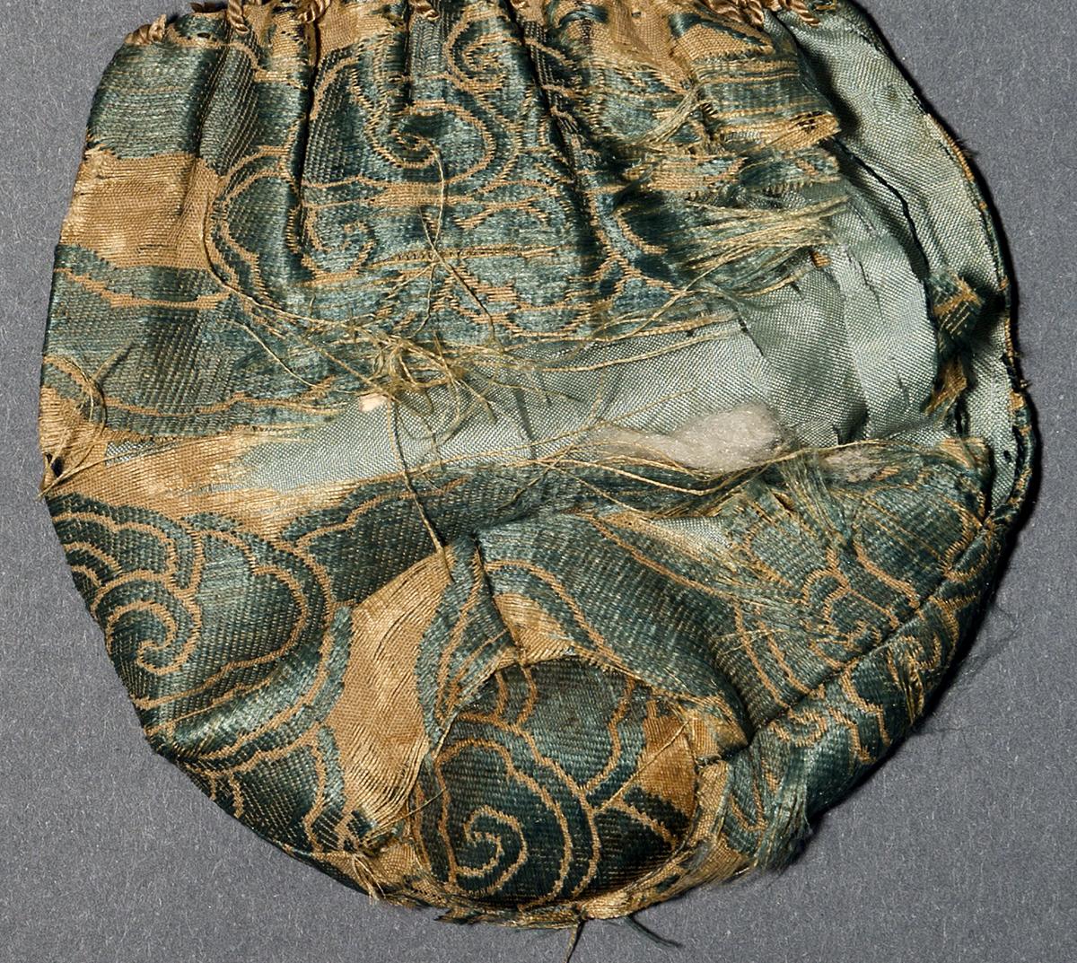 1958.3020 Purse, View 2 Detail