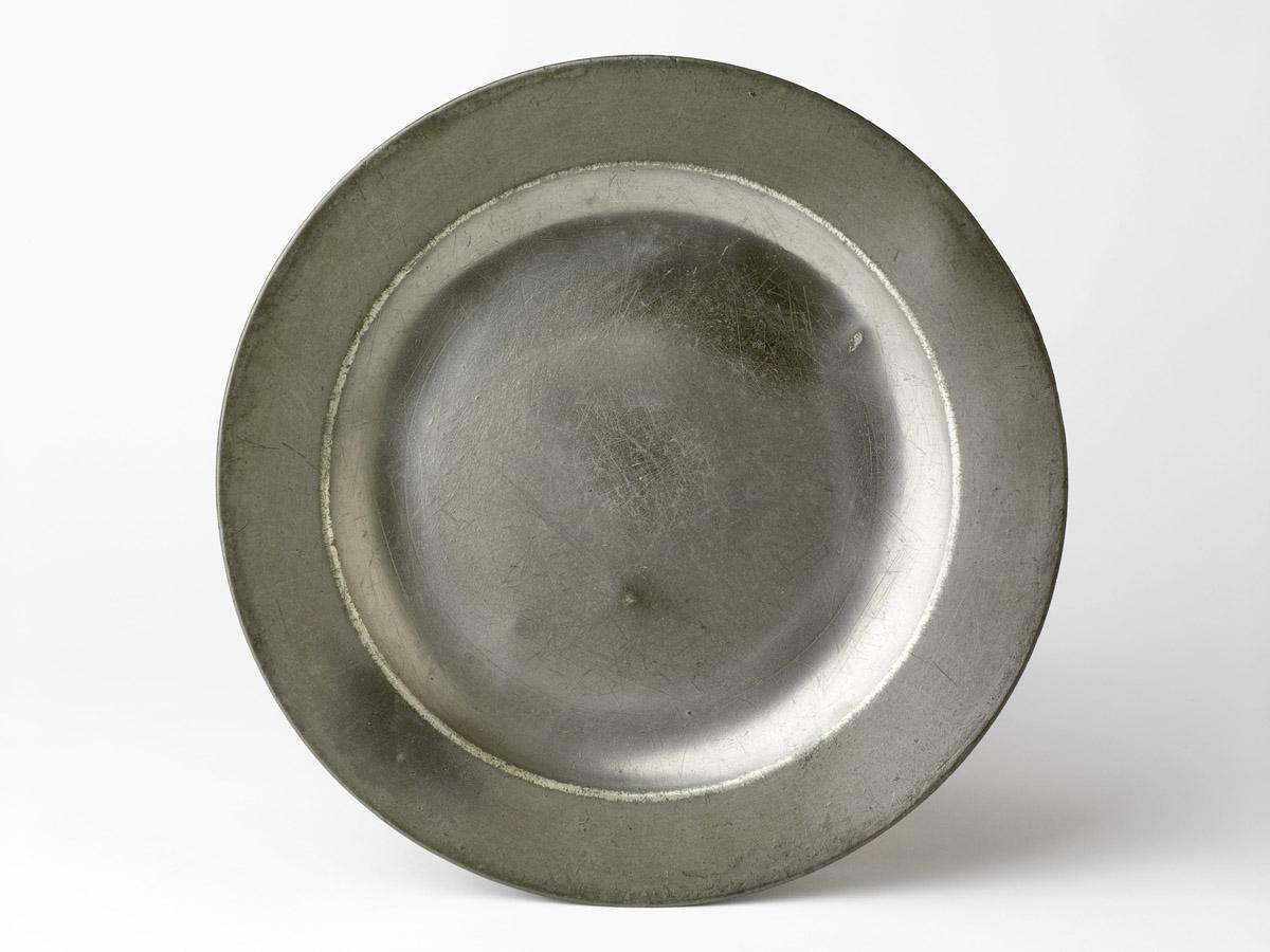 2011.0001 Plate, Dish