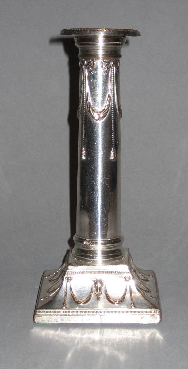 1958.3034 Candlestick