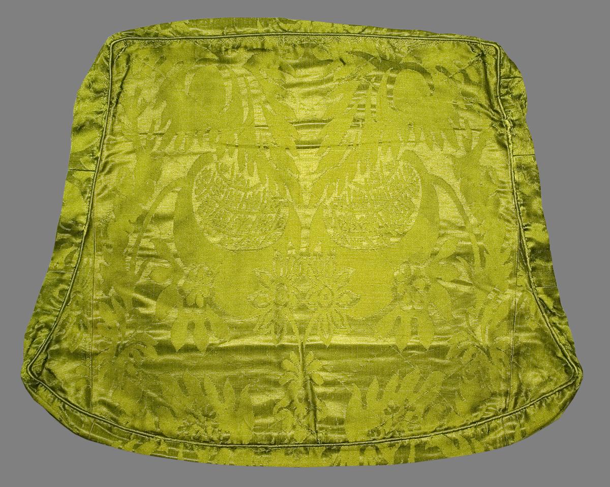 1969.7895.002 Slip Cover