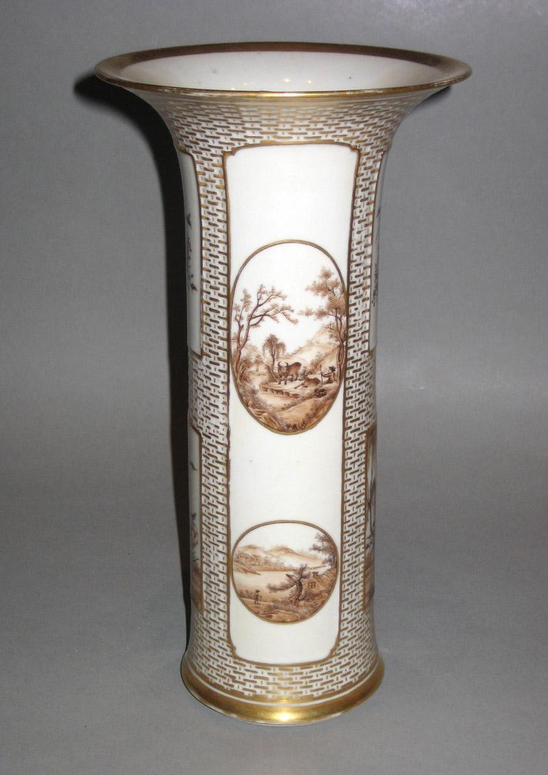 1958.3066 Garniture