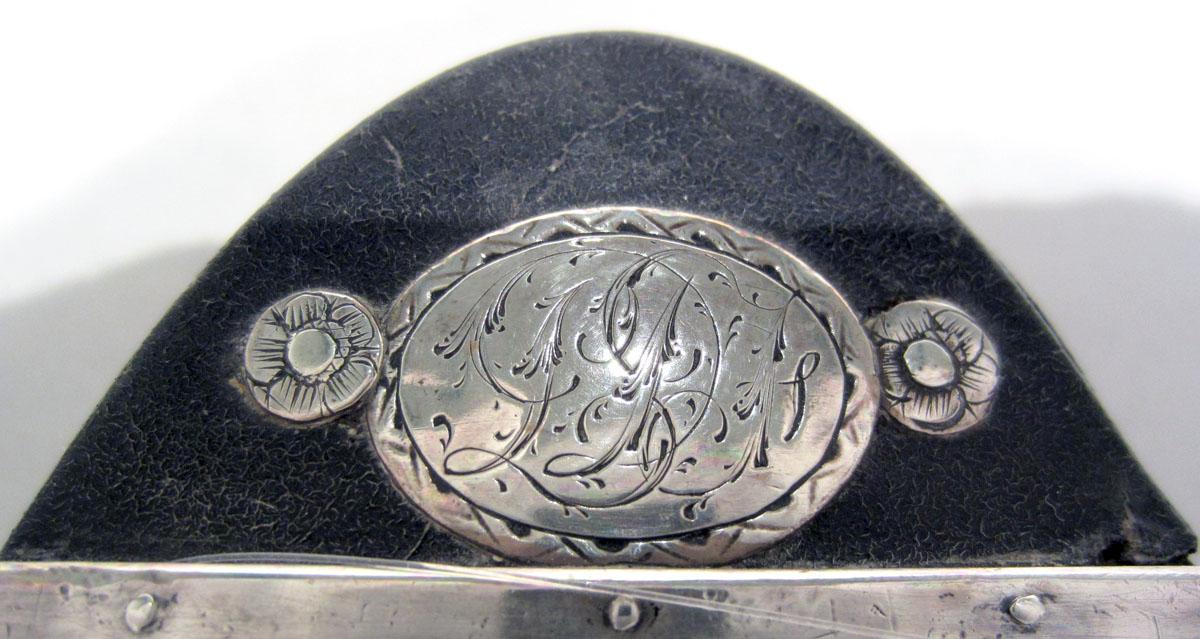 1958.3079 Box engraving