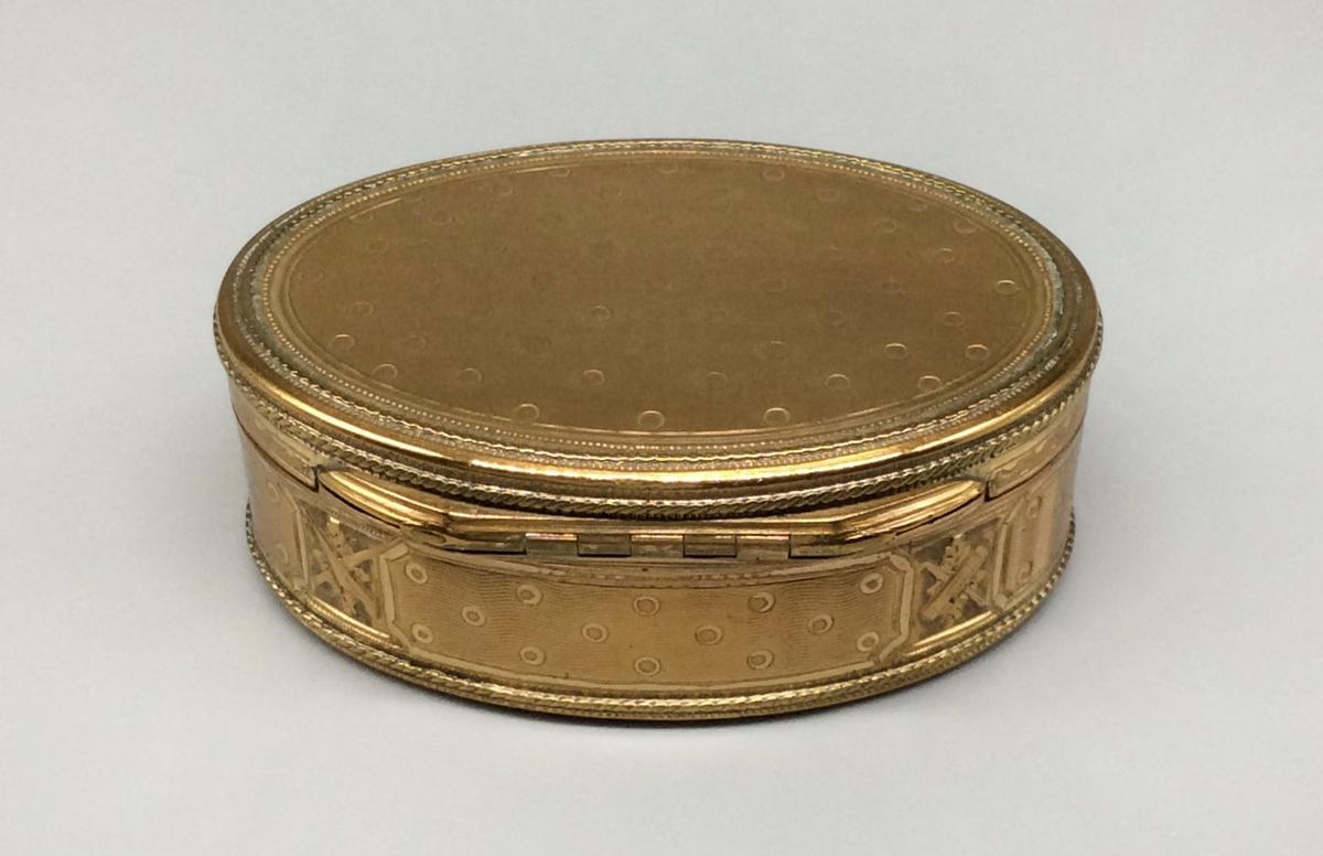 1958.3083 Box, view 2