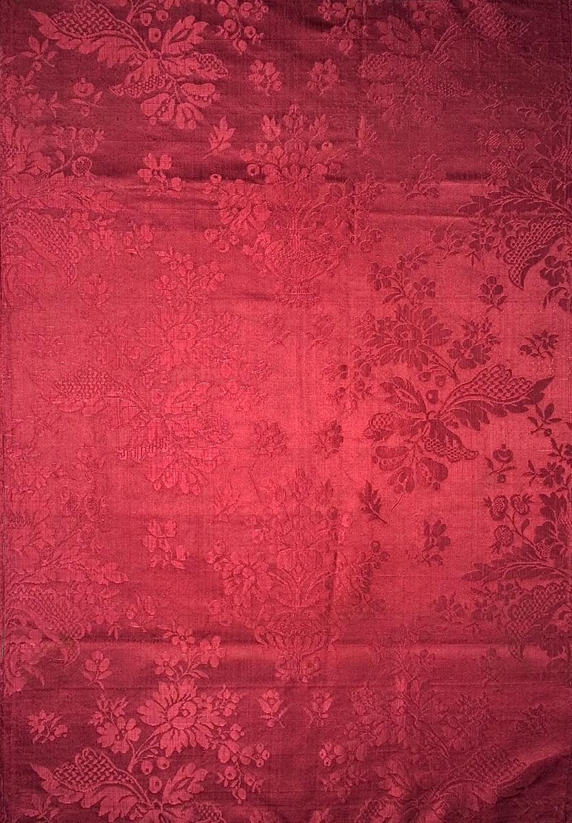 1969.7987 Table Cover, Tablecloth, Pattern Repeat