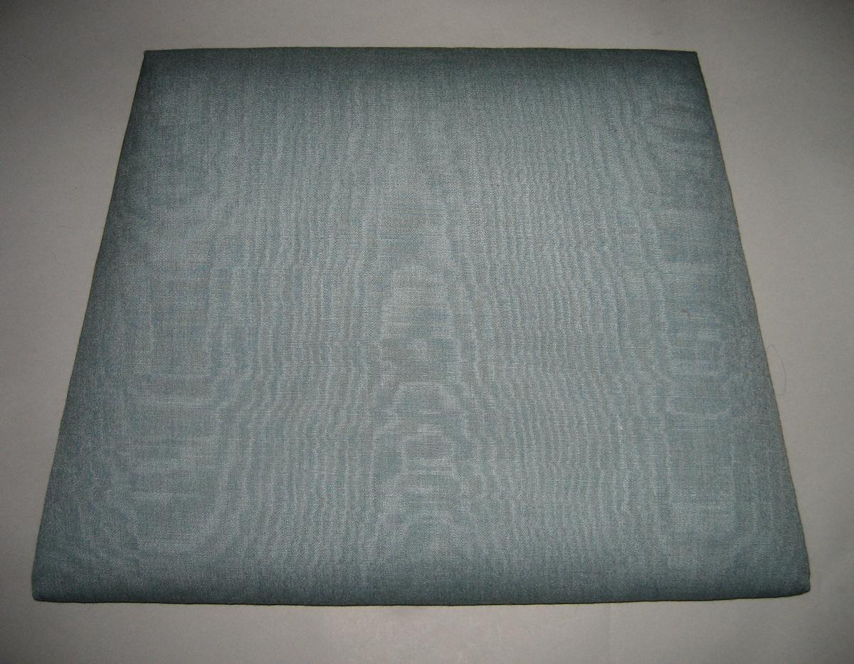 Slip seat R2009.5002 from Chair1958.3091 view 1