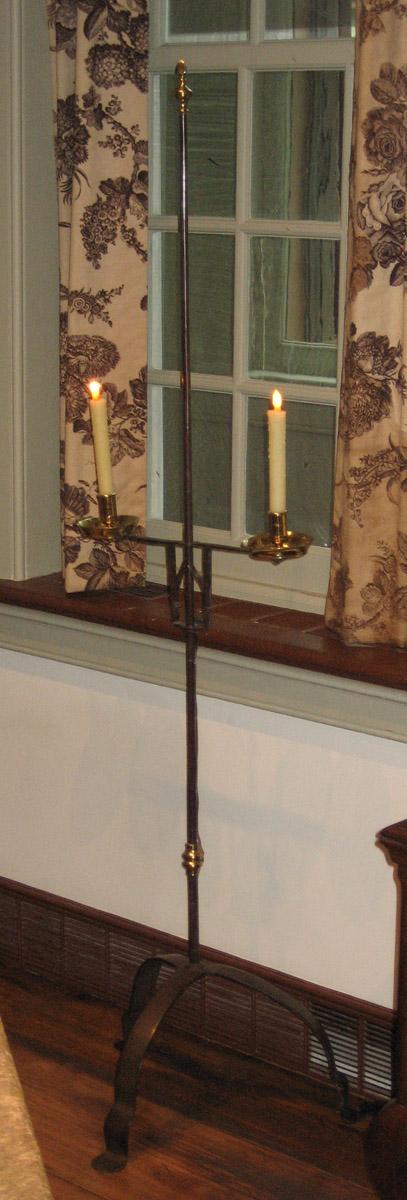 1958.3095 Candlestand