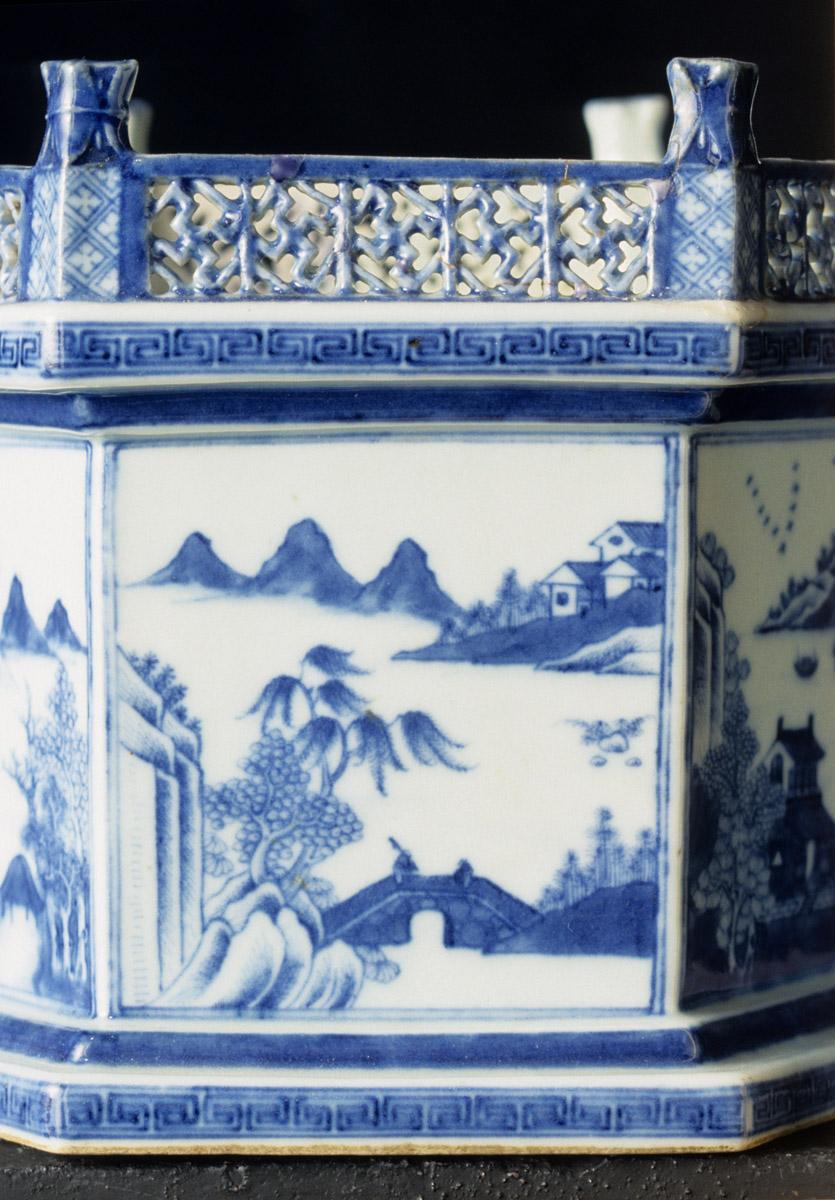 1958.3096 Pagoda, base detail 5