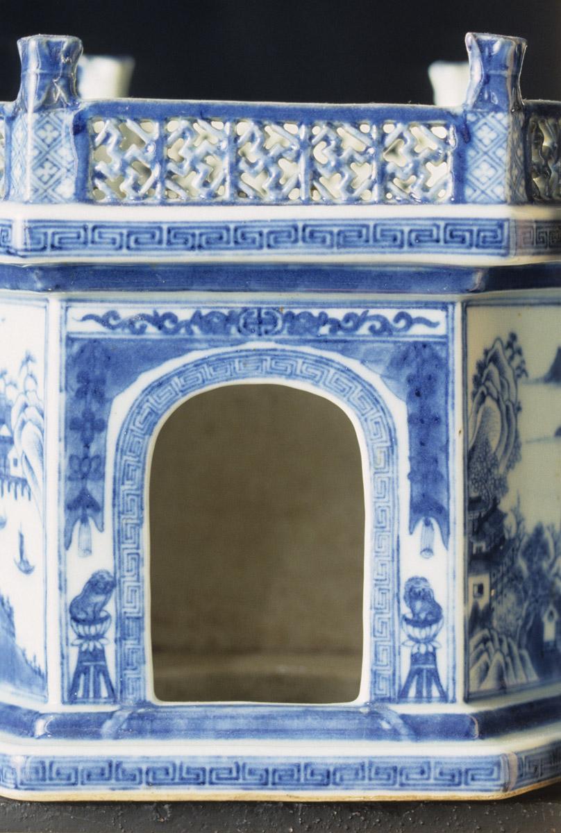 1958.3096 Pagoda, base detail 2