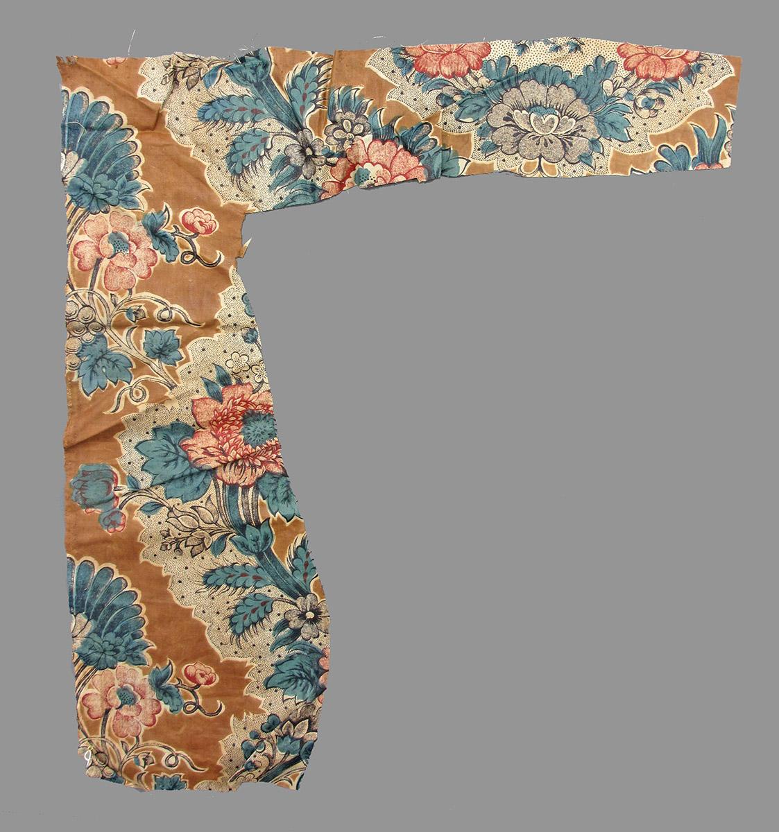 1969.8013.003 textile, printed obverse