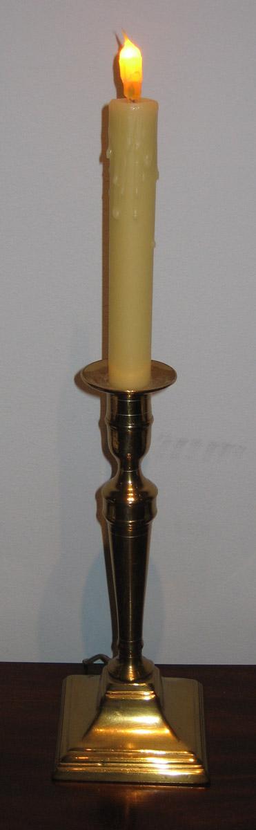 1958.3107.001 Candlestick