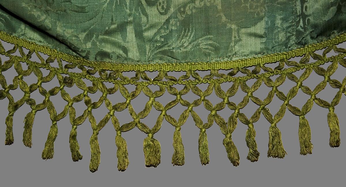 1969.8021.001 Window Hanging, Valance, Edge Detail