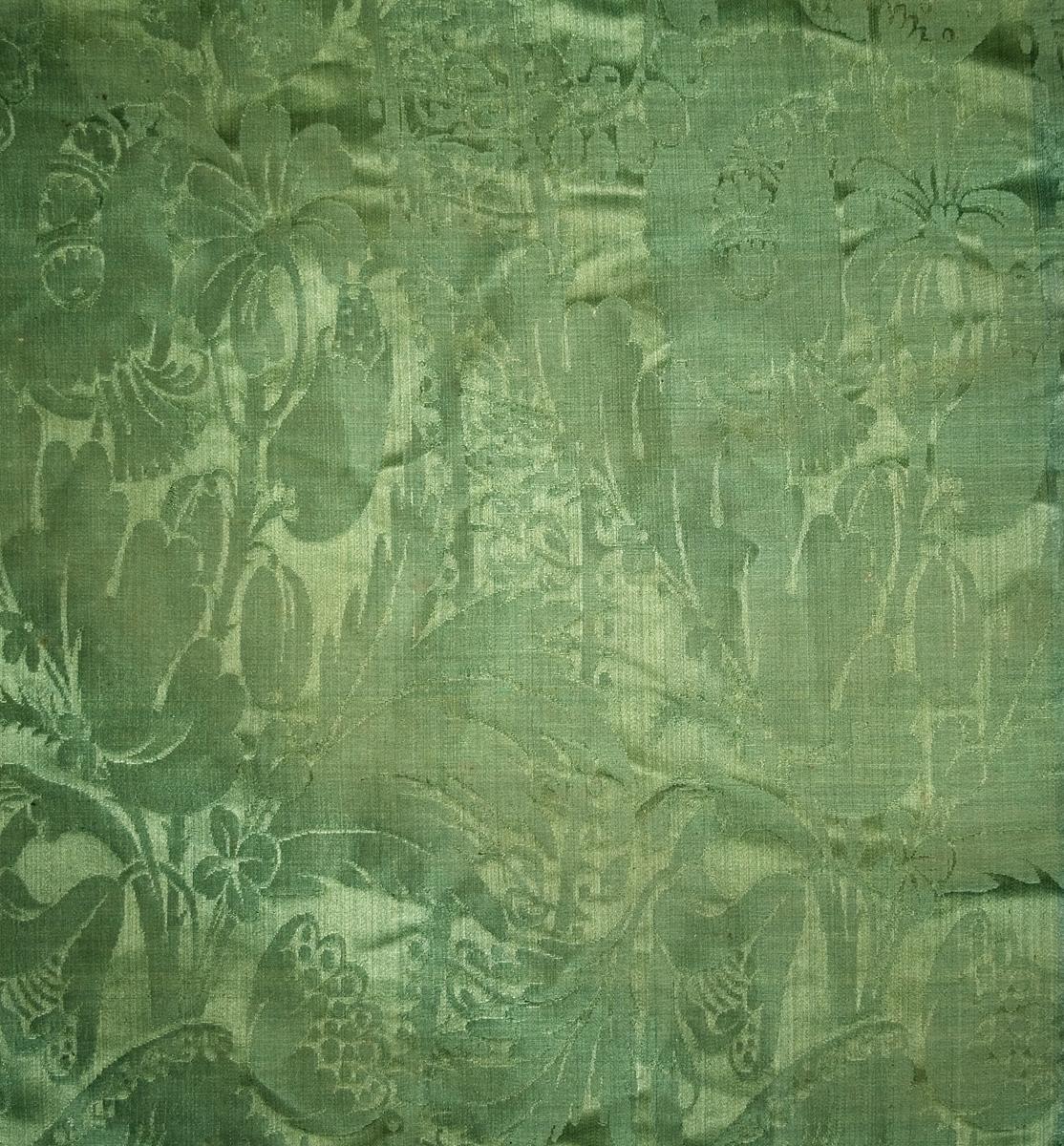 1969.8021.001 Window Hanging, Valance, Pattern Detail