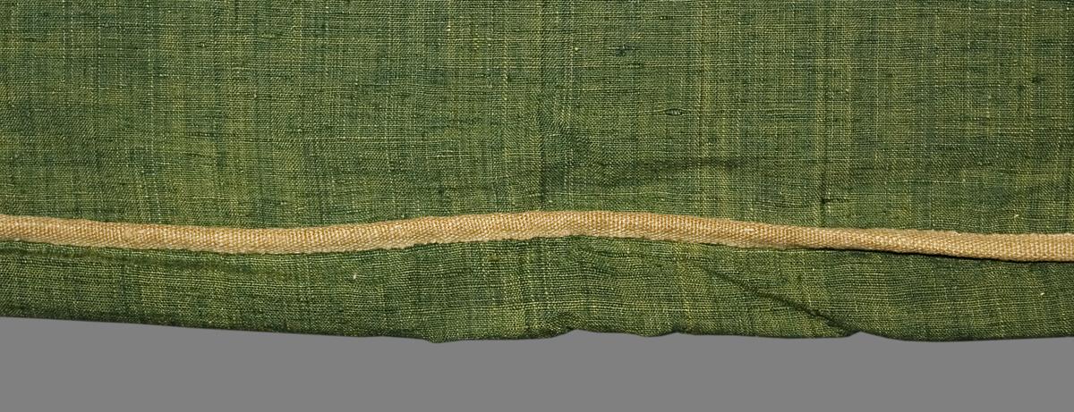 1969.8034 Slip Cover, Edge Detail