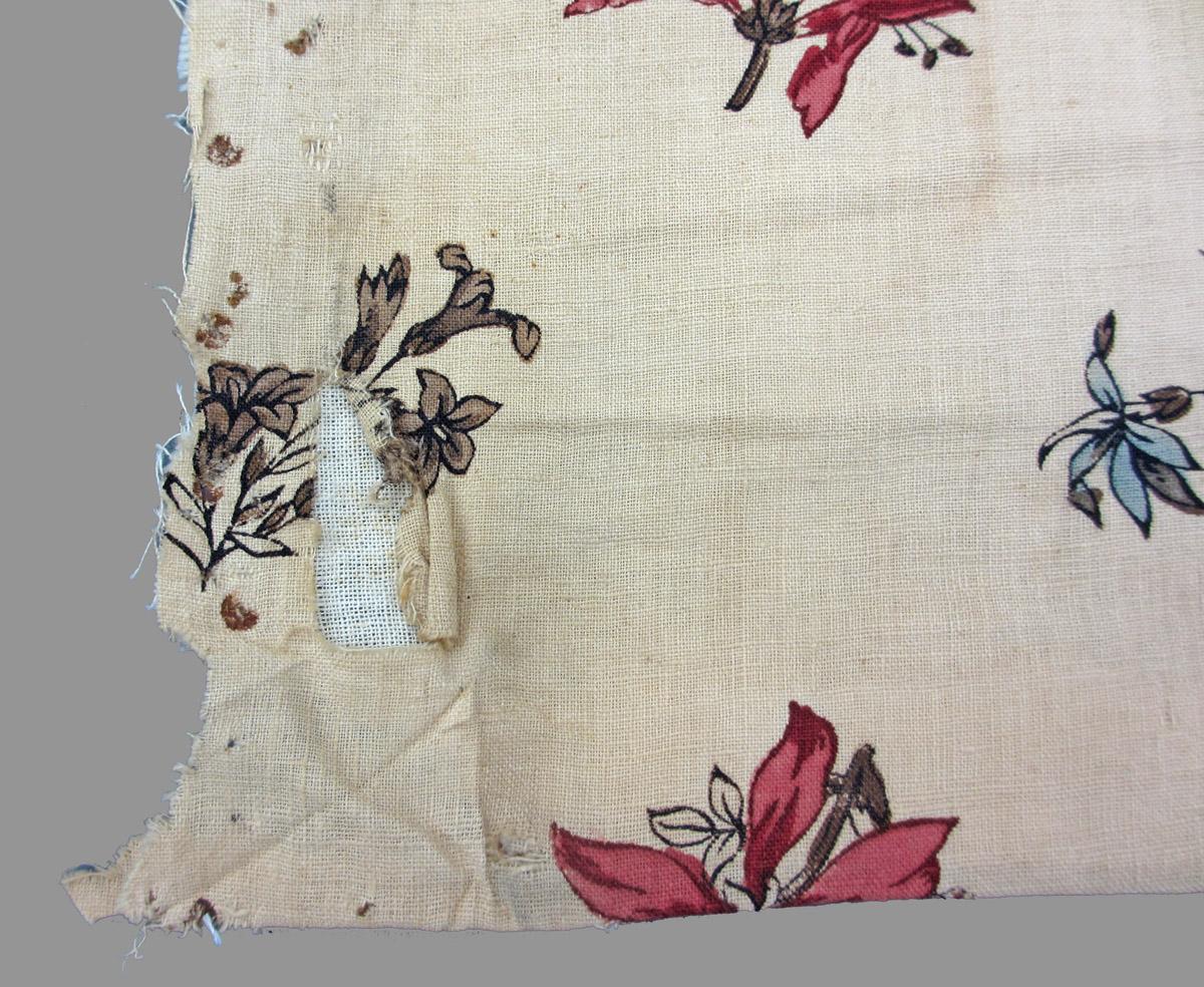 1969.8076.001 textile, printed detail 2