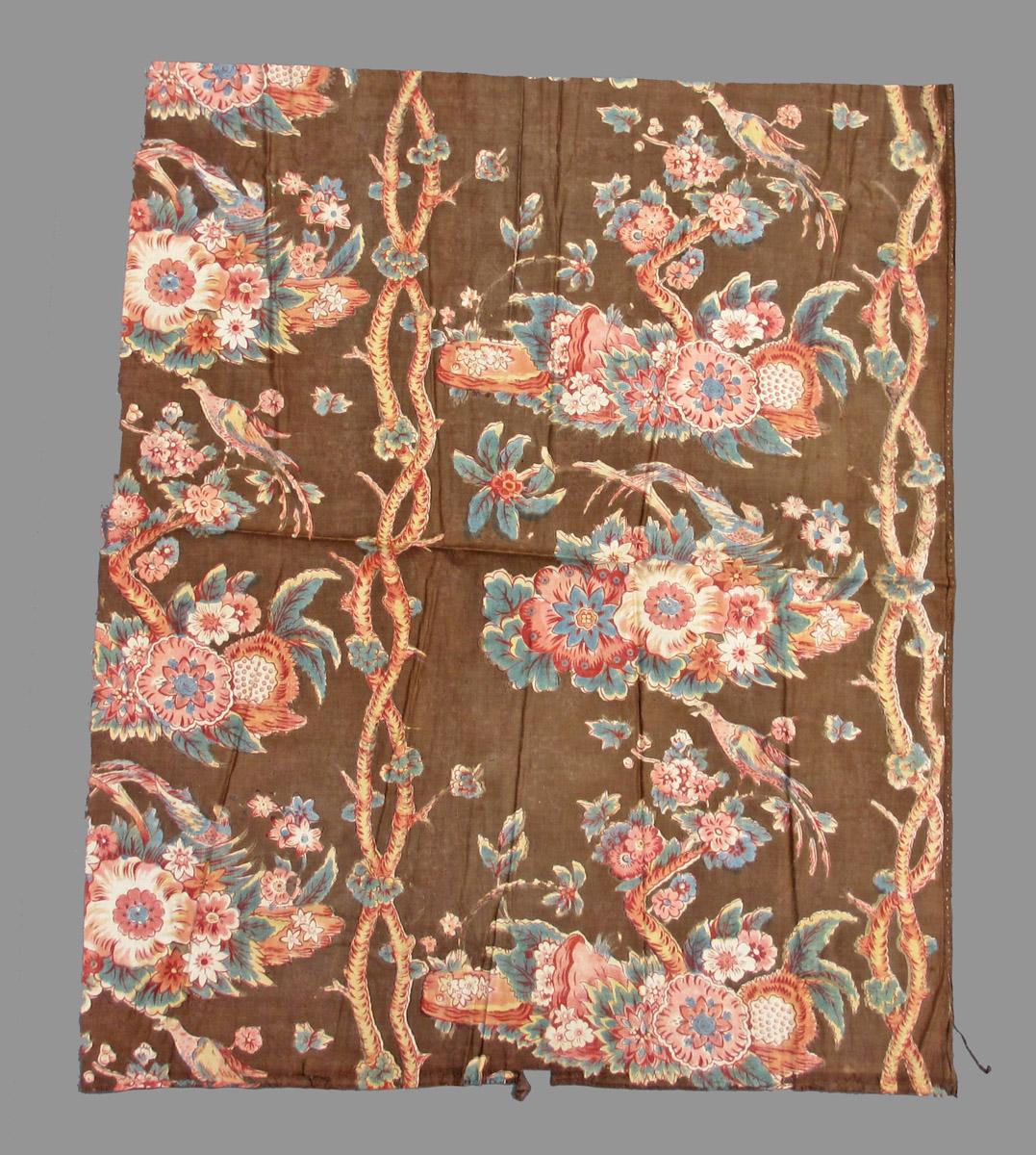 1969.8079.004 textile, printed reverse