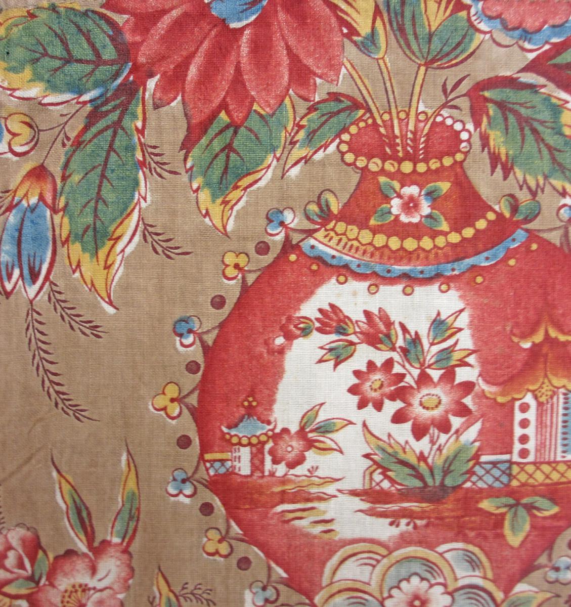 1969.8081.02 textile, printed detail 1