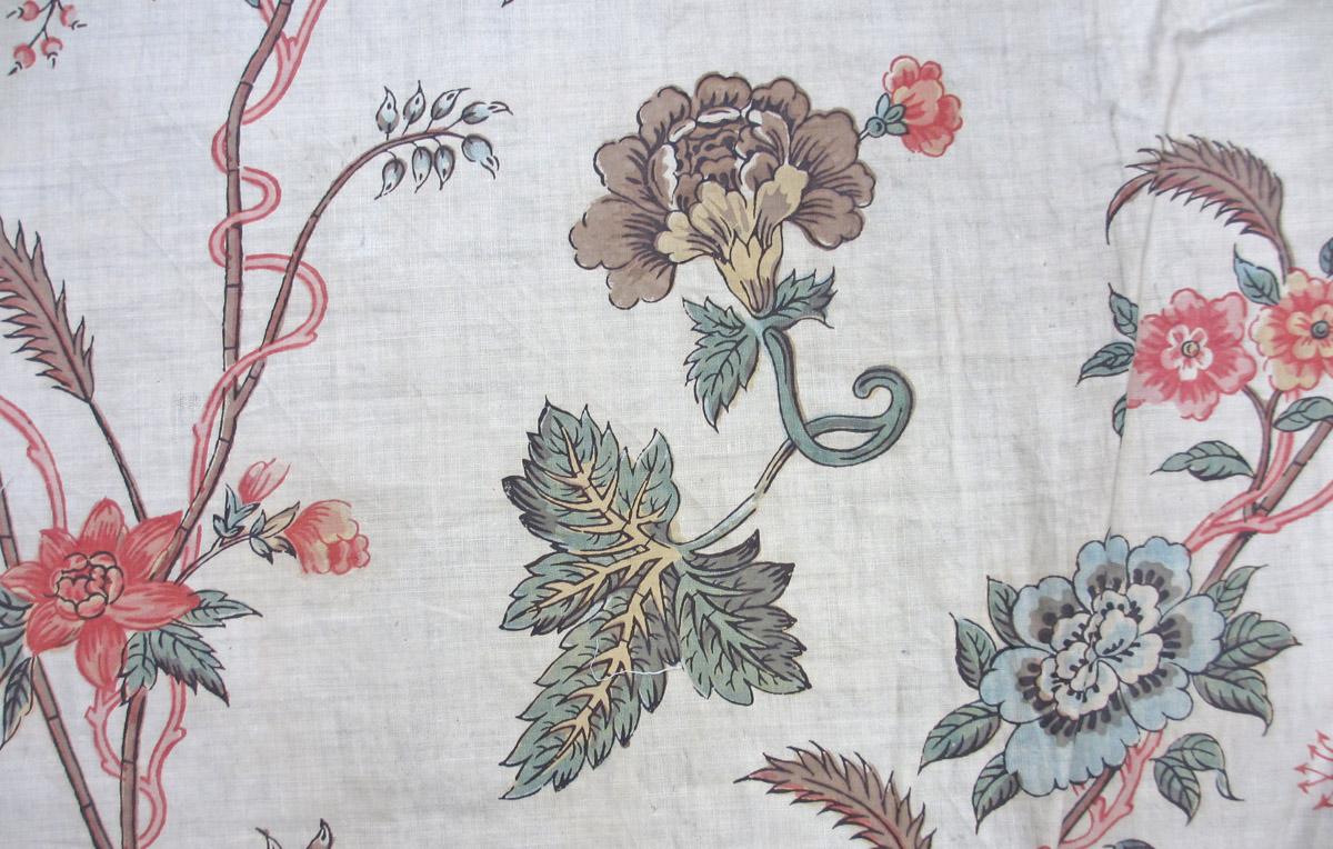 1969.8089 textile, printed detail 2