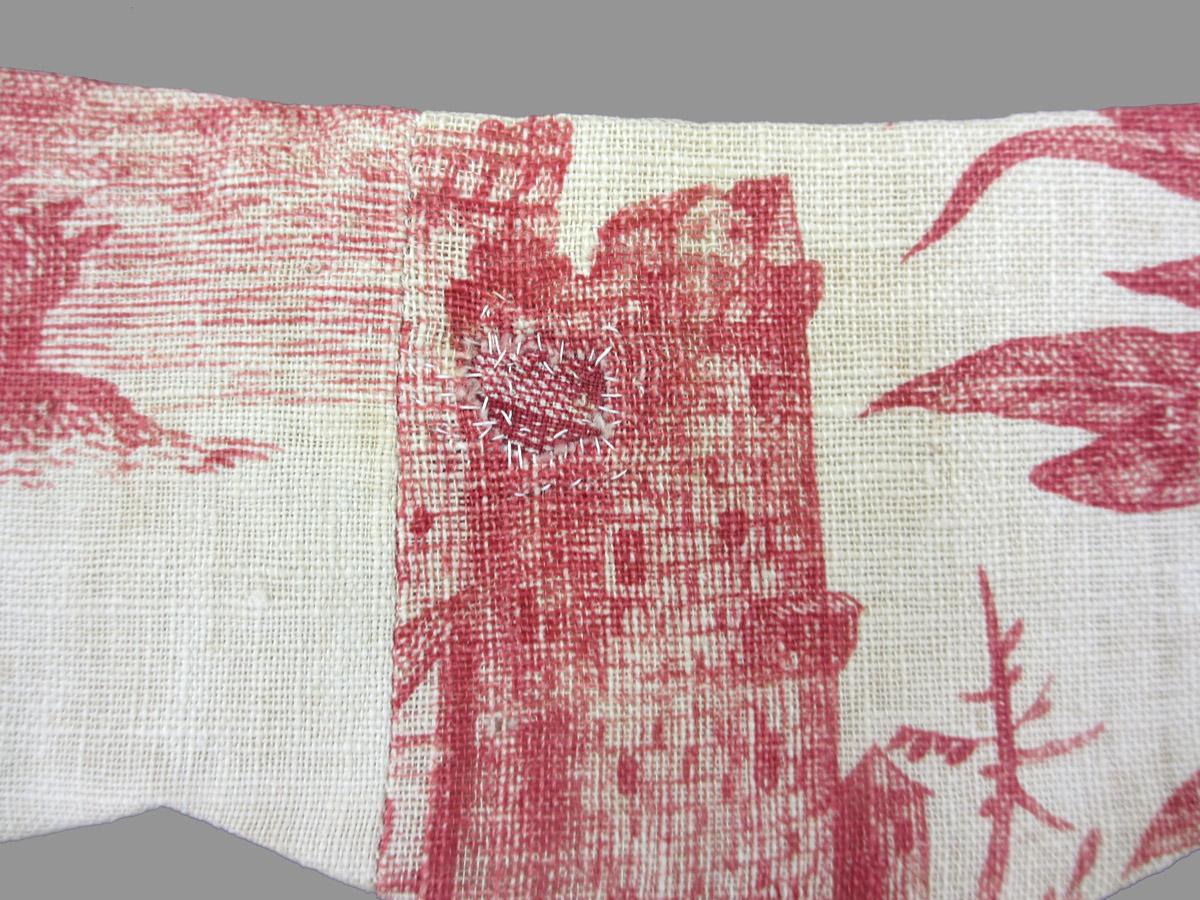 1969.8090.005 textile, printed detail