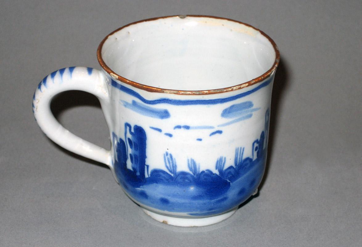 1953.0080.004 Coffee cup view 2