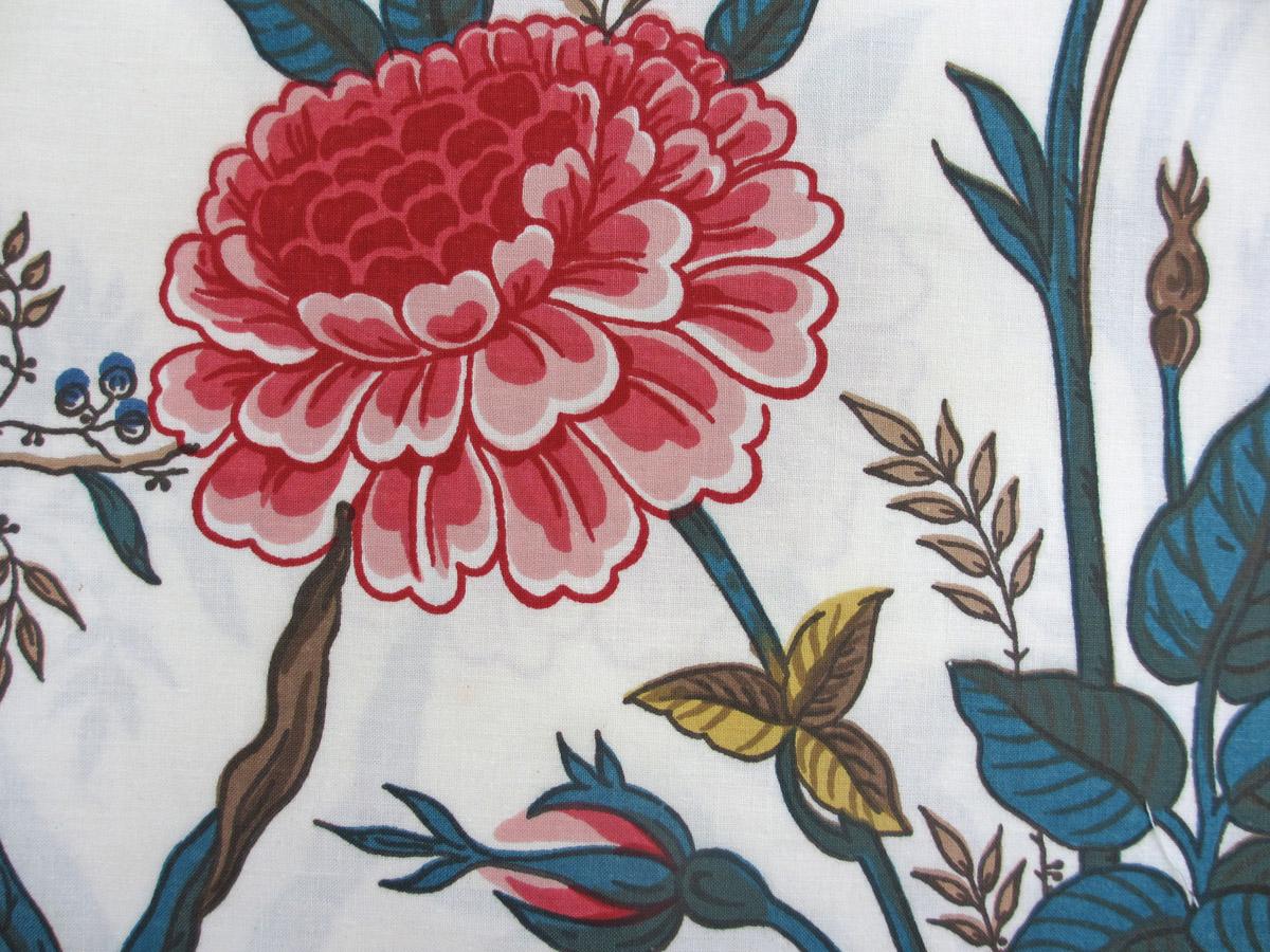 1969.8100.001 textile, printed detail 3