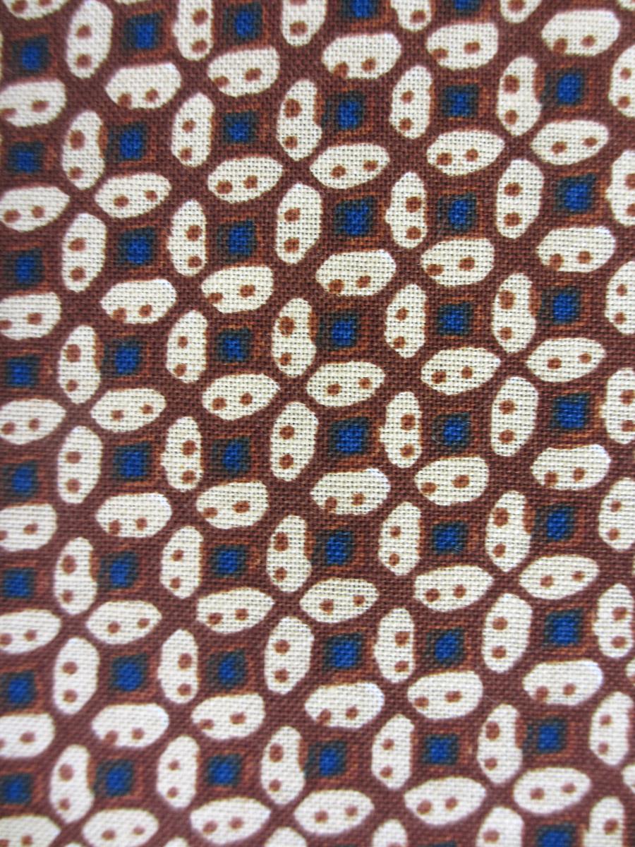 1969.8101.001 textile, printed repeat