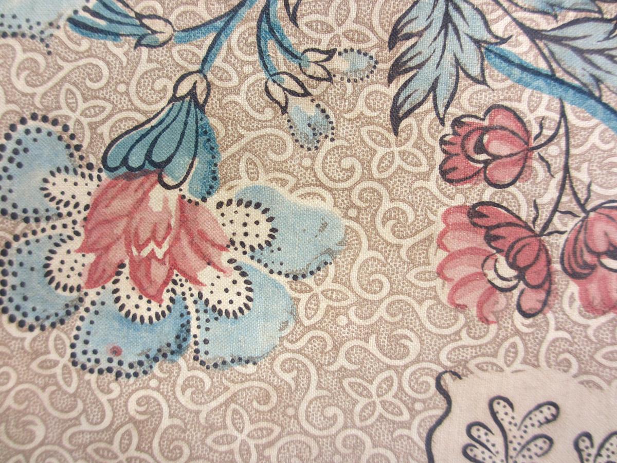 1969.8109 textile, printed detail 2