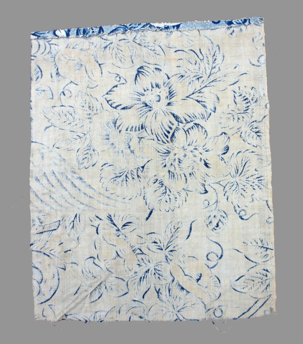 1969.8137.001 textile, printed reverse