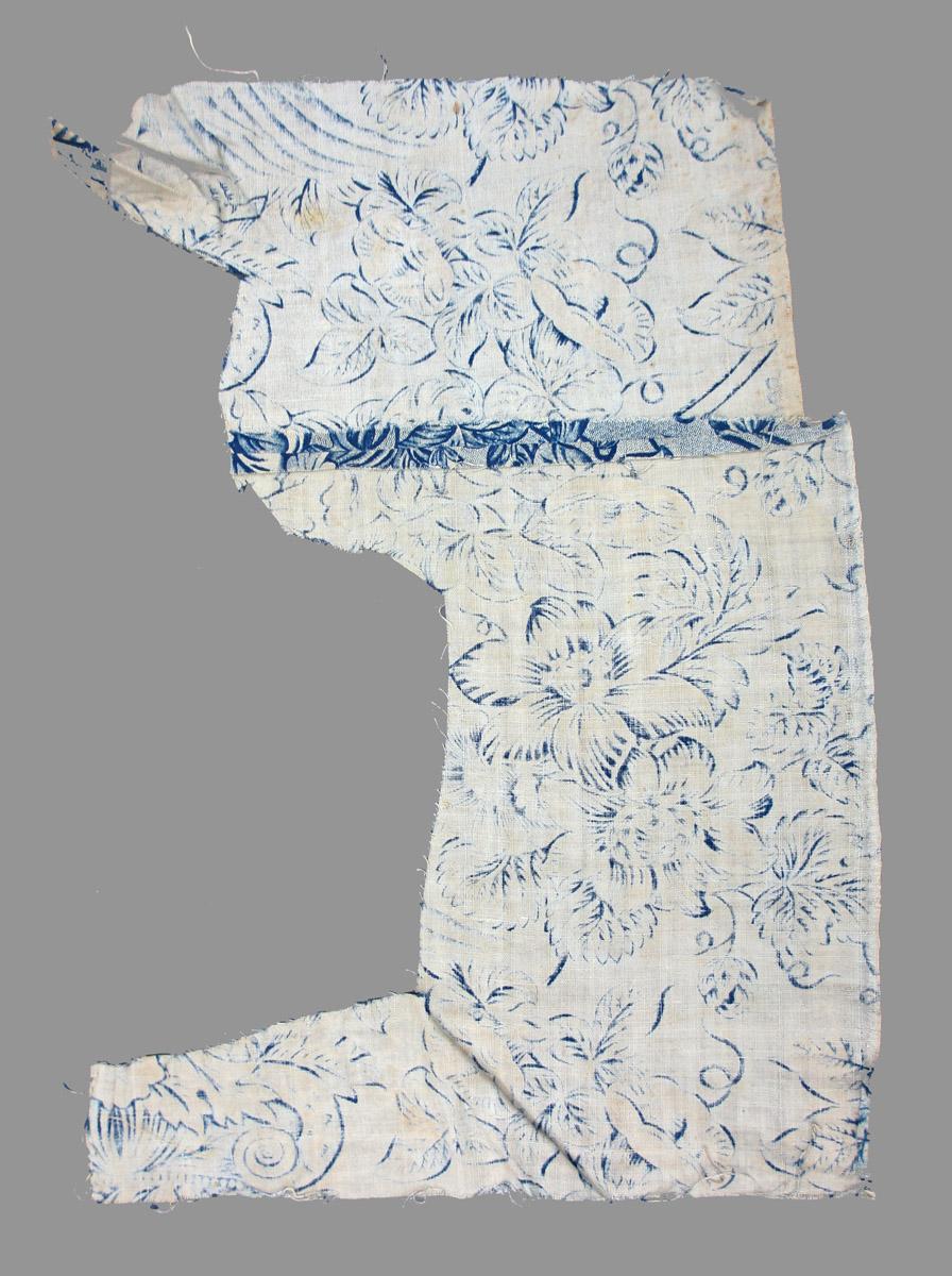 1969.8137.004 textile, printed reverse