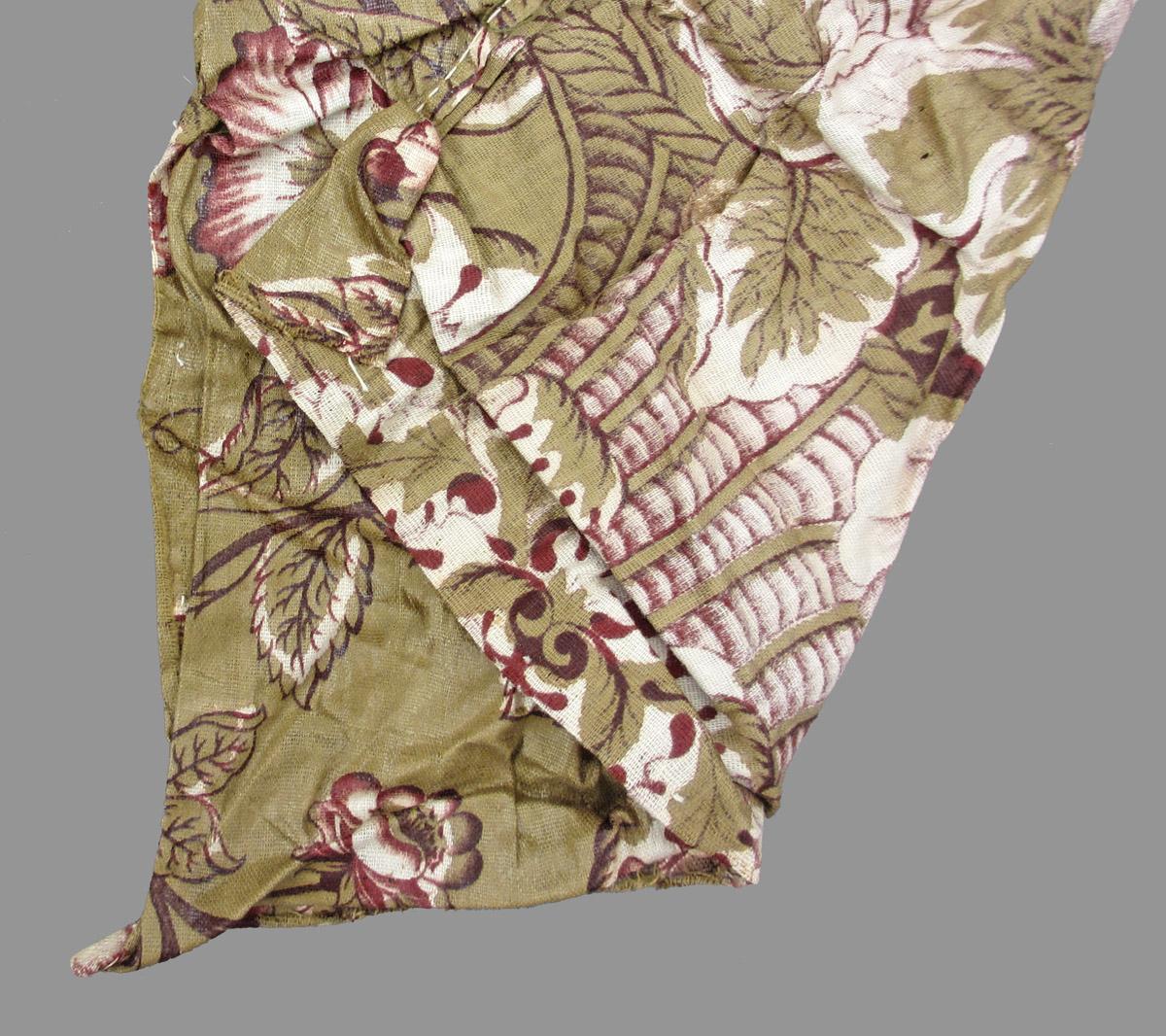 1969.8144.001 textile, printed folded corner