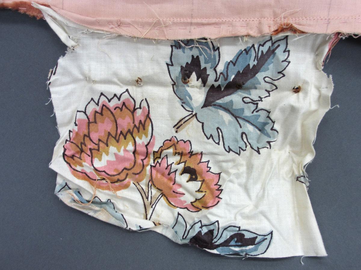 1969.8147.003 Textile, woven detail 1