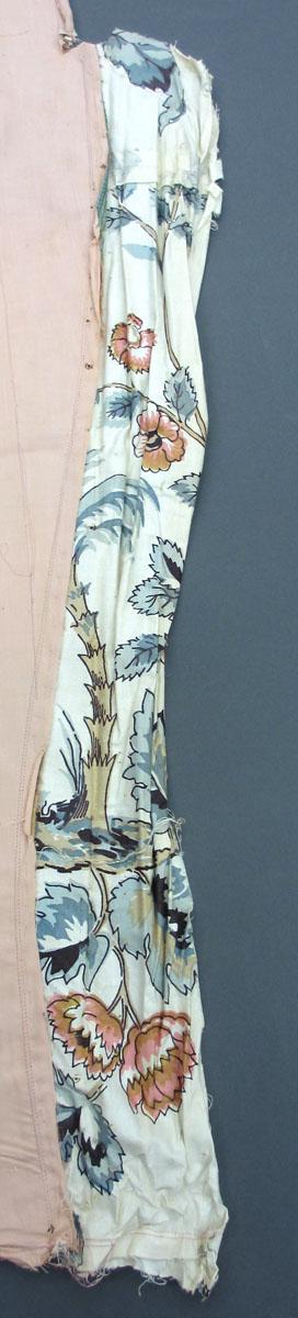 1969.8147.003 Textile, woven detail 3