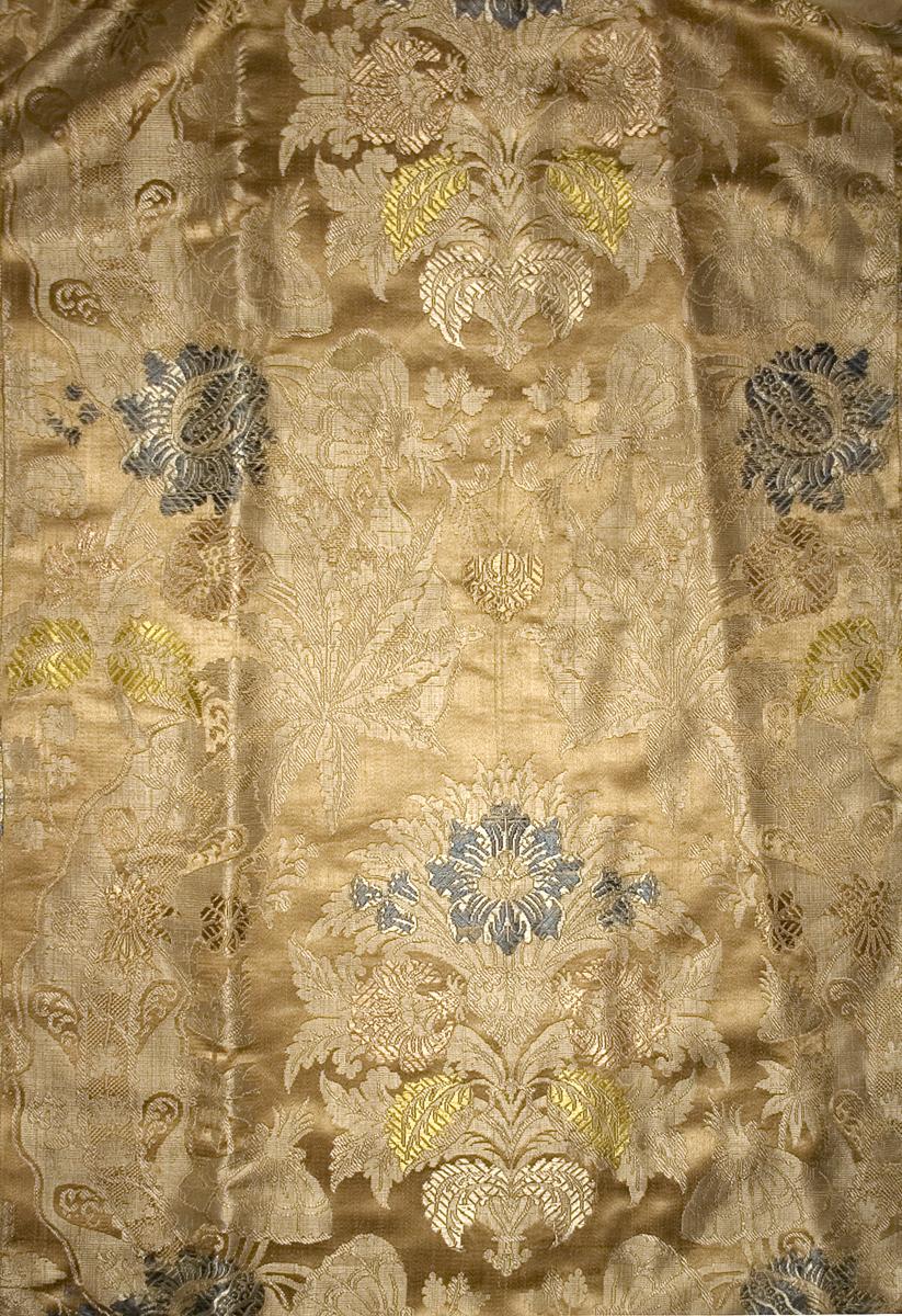 1969.8166.001 Window Hanging, Tail or Cascade, Pattern Repeat