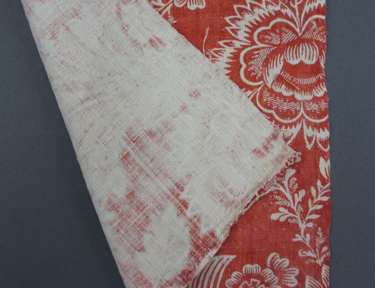 1969.8199.007 Textile, printed folded corner