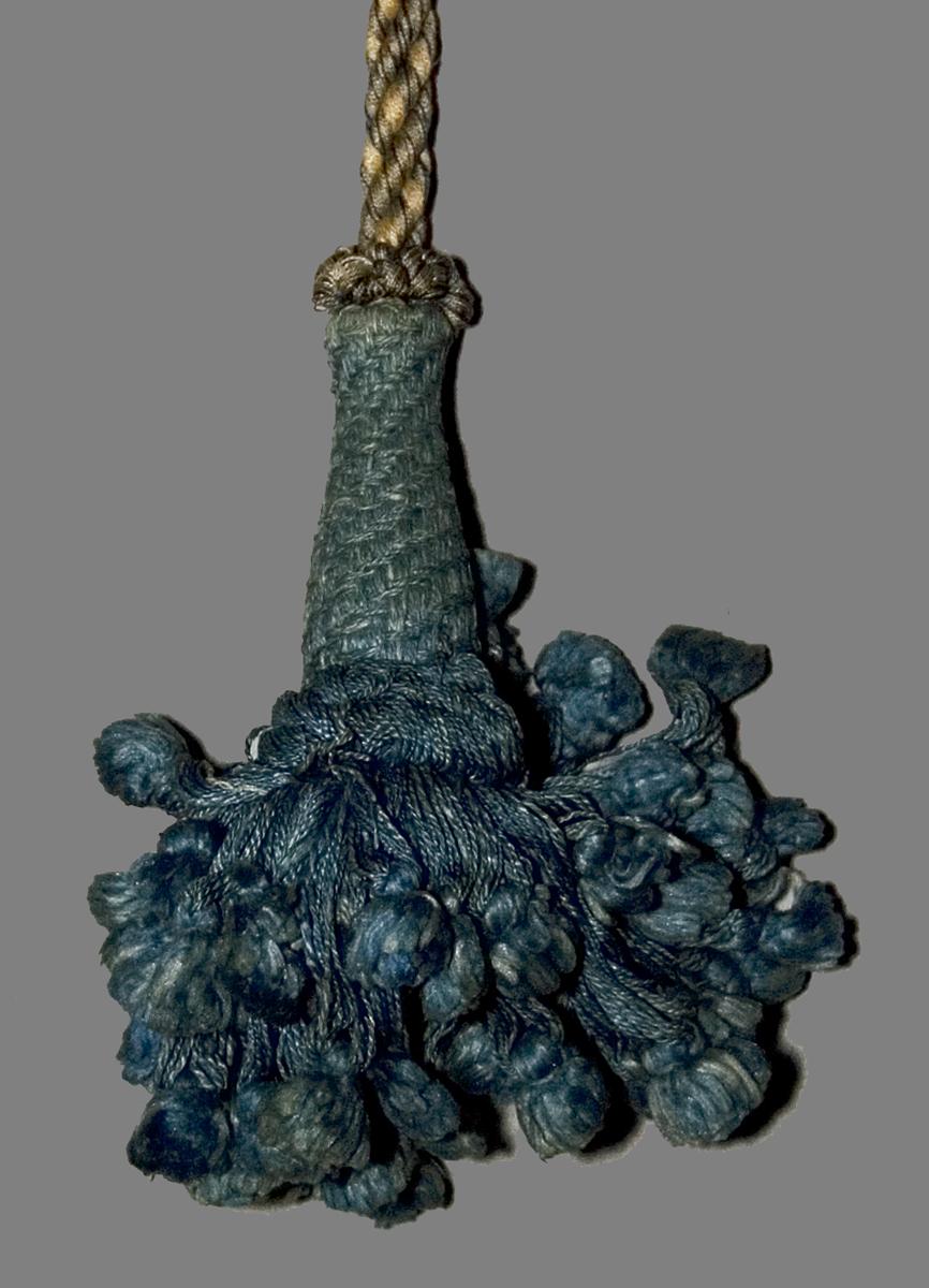 1969.8194.003 Window Hanging, Tieback, Tassel Detail