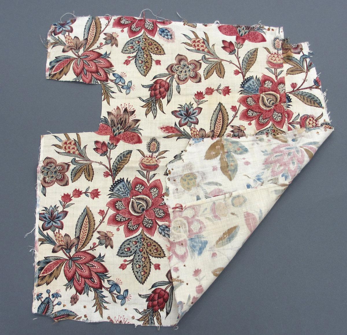 1969.8217.002 Textile, printed folded corner