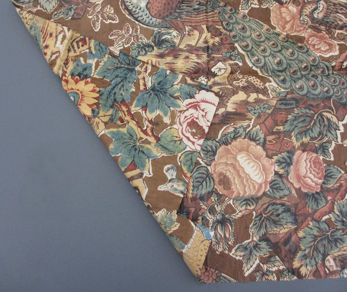 1969.8229.006 Textile, printed folded corner