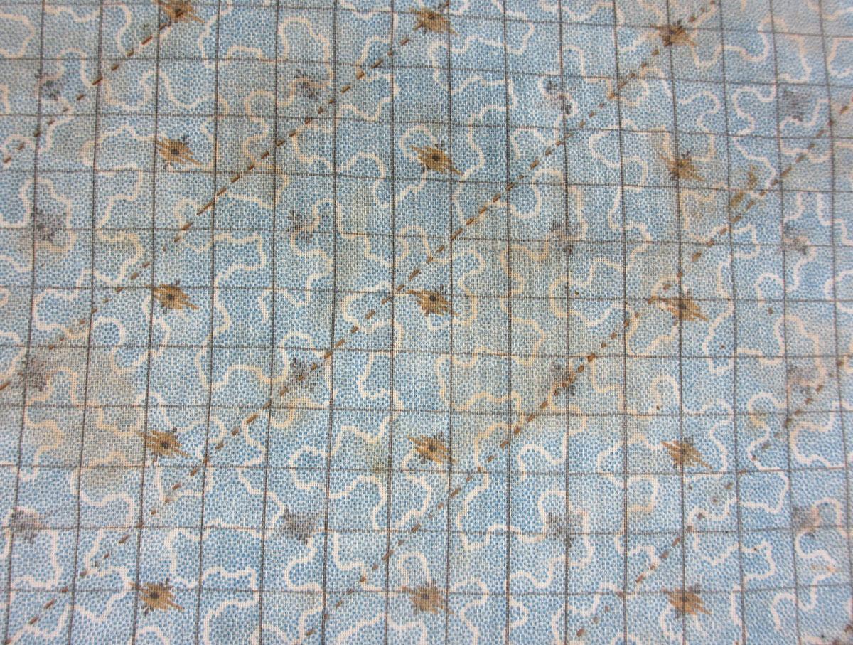1969.8230 Textile, printed detail reverse repeat