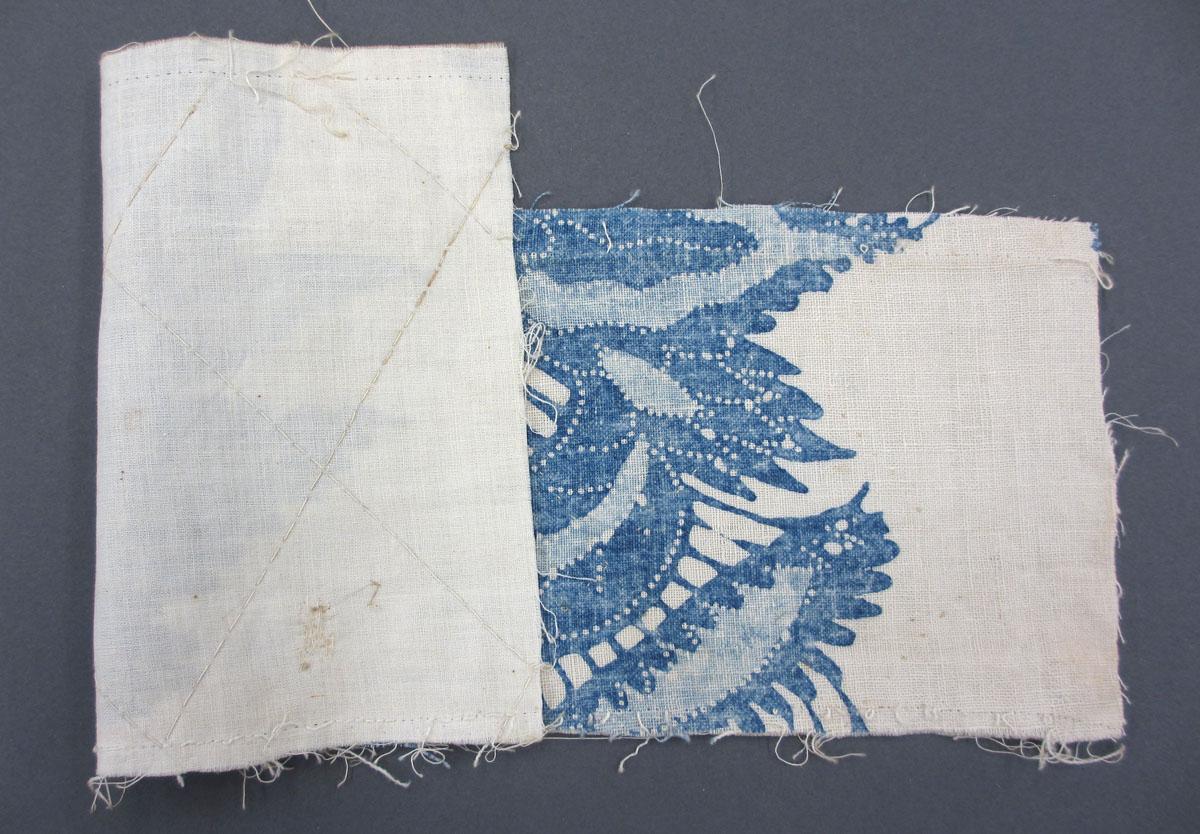 1969.8241.007 Textile, printed folded corner