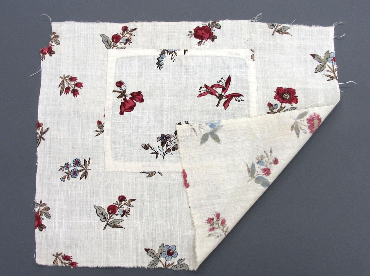 1969.8223.011 Textile, printed folded corner