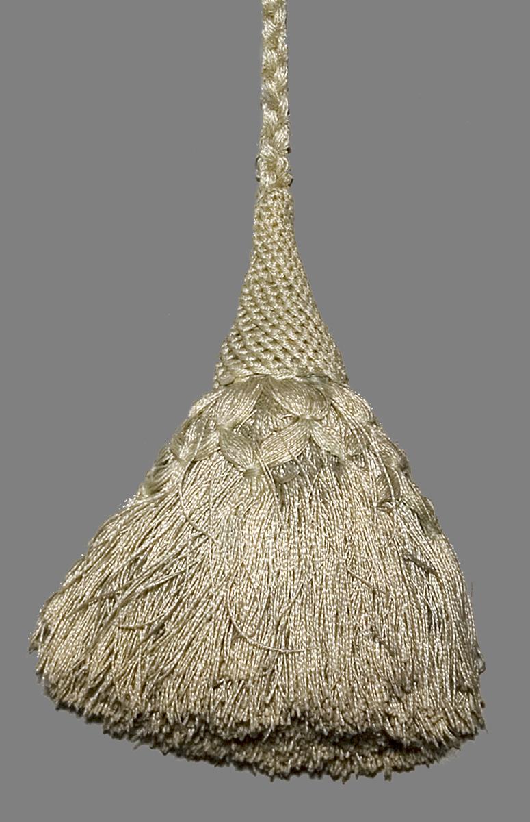 1952.0323 C Window Hanging, Tieback, Tassel Detail
