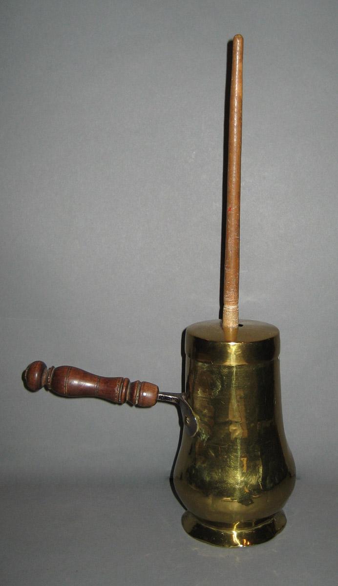 1959.0004.013 A-C Chocolate Pot