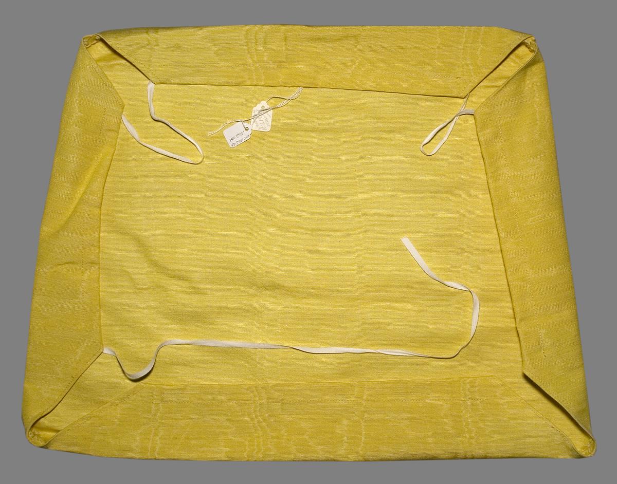 1969.8269.002 Slip Cover, Verso